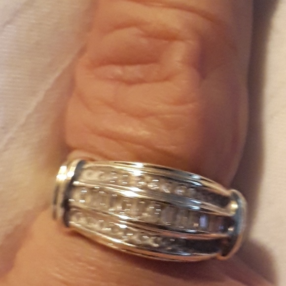 Jewelry - Forever ring 14 karat gold